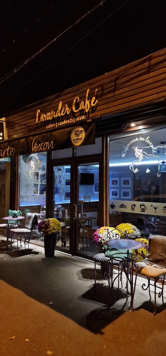 Lavander Cafe