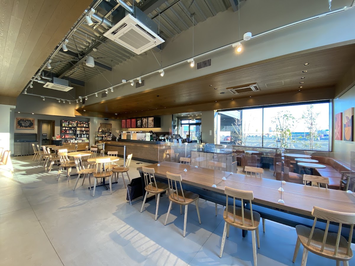 Starbucks Coffee - Cainz Hanyu