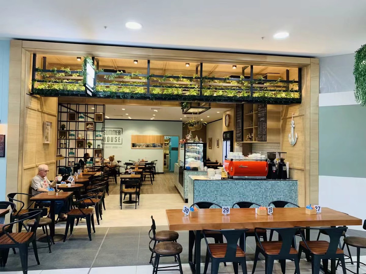 The Summerhouse Coffee Lounge