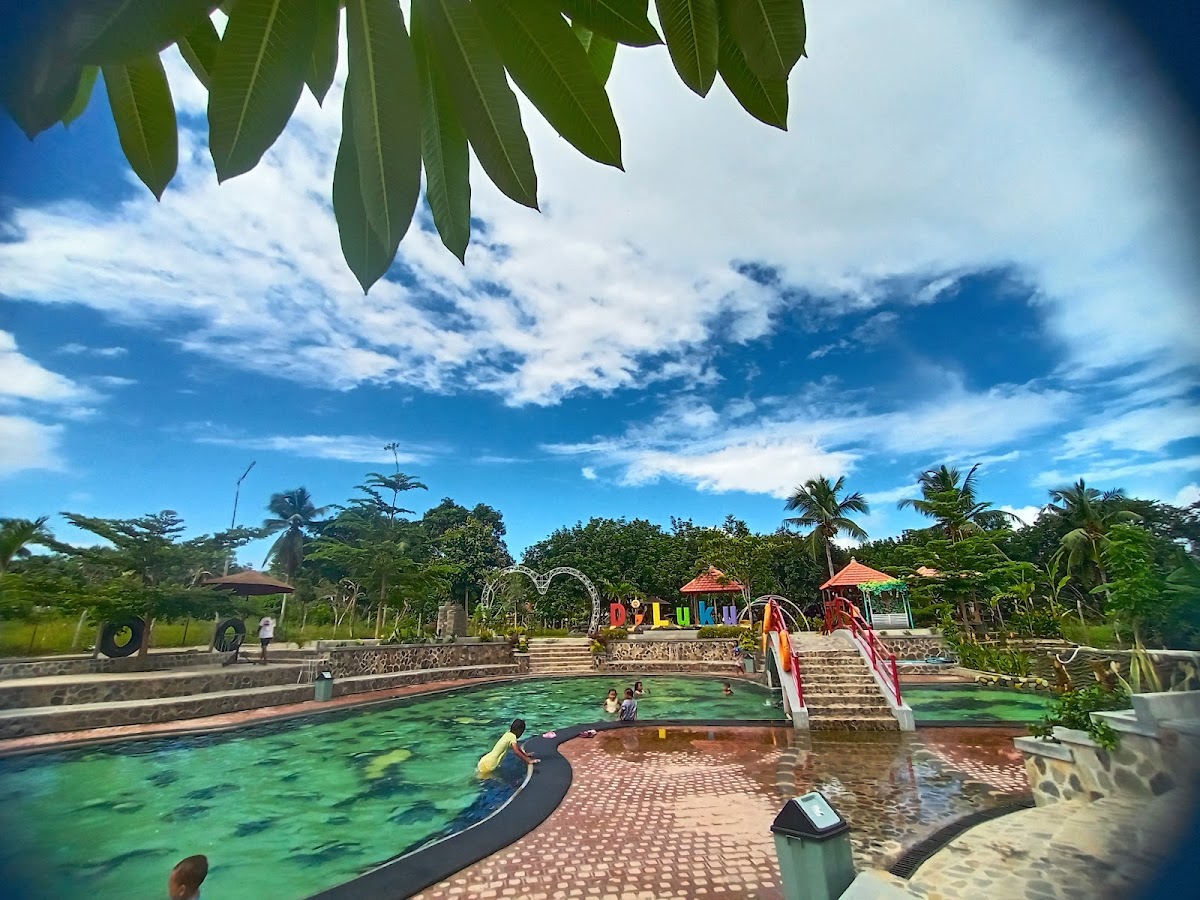 WaterBoom & LukuCaffe_Kampung Rambutan - 3