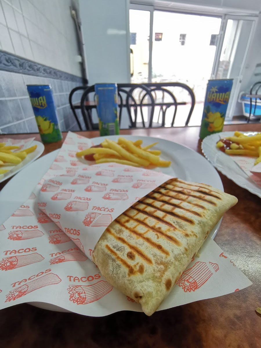 La Costa Restaurant & Café - 9