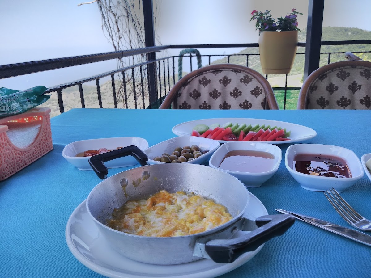 Sunset Cafe & Restaurant - 6