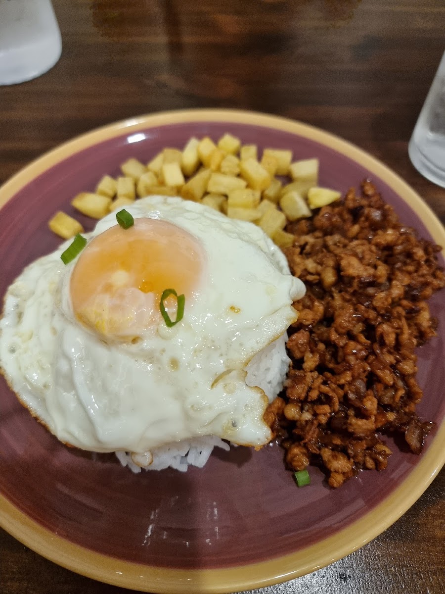 Eggy Eggy Cafe n' Kitchen - 8