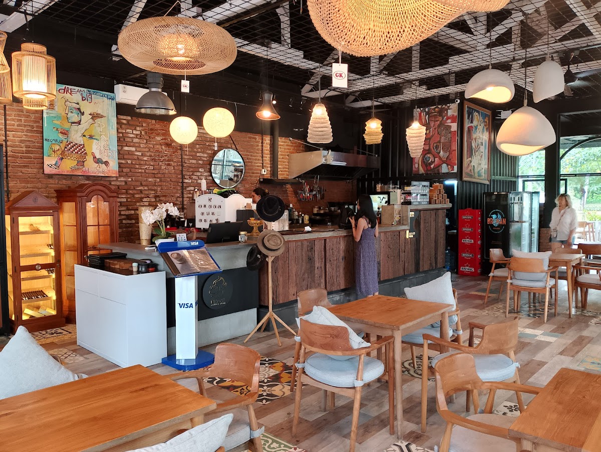 The Monkey Barn Wagon Coffee Powered By Dos Hermanos - 3