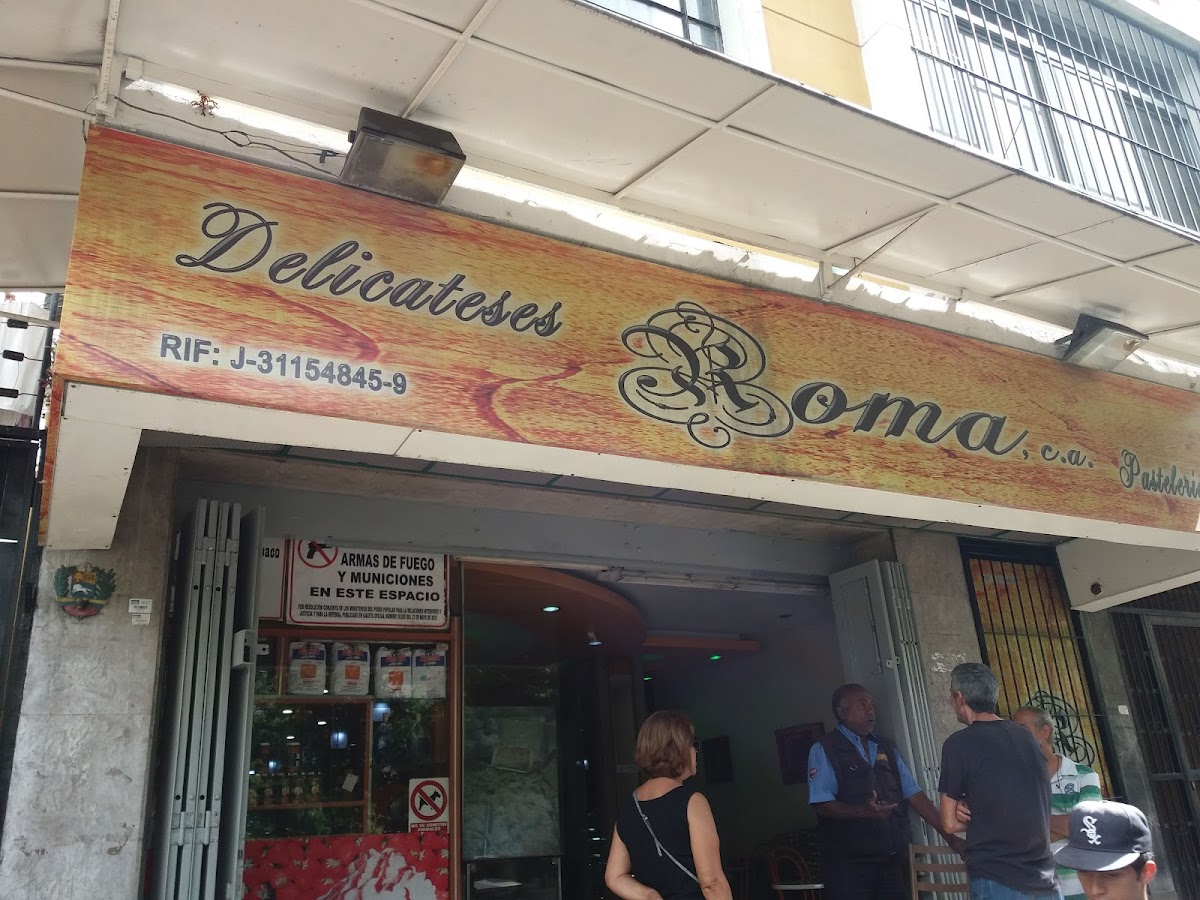 Panaderia y Pasteleria Roma