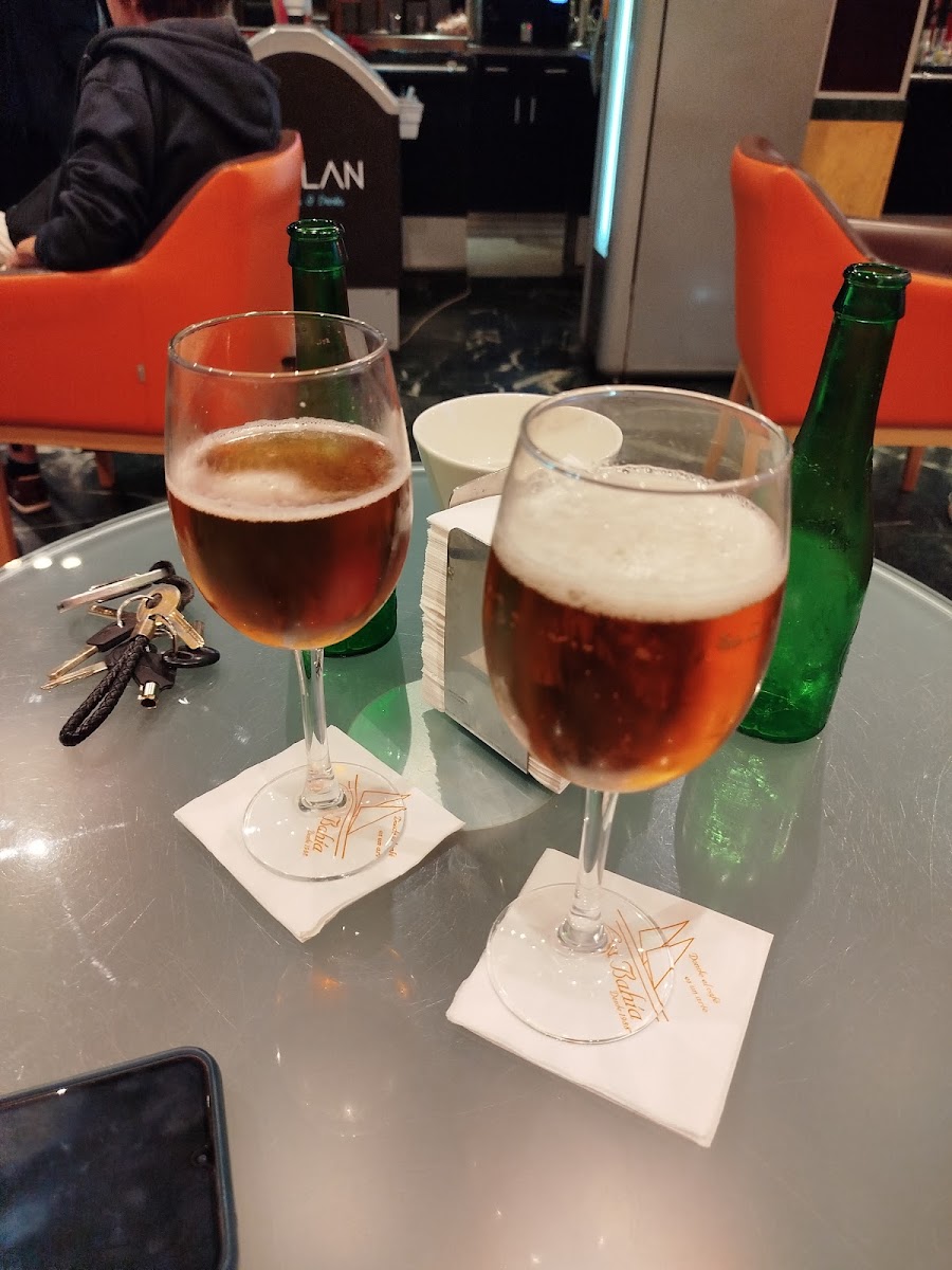 Cafetería La Bahia - 2