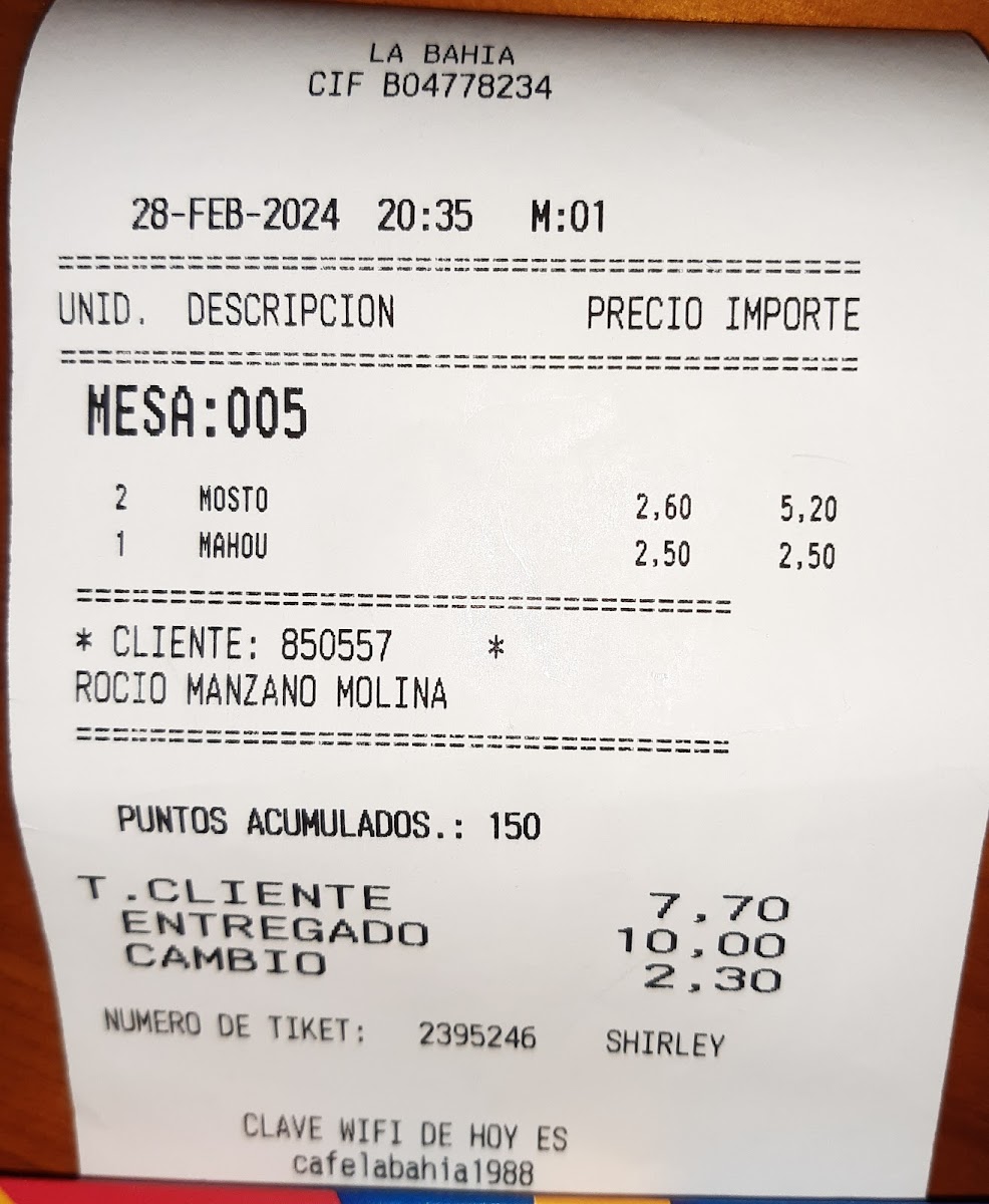 Cafetería La Bahia - 4