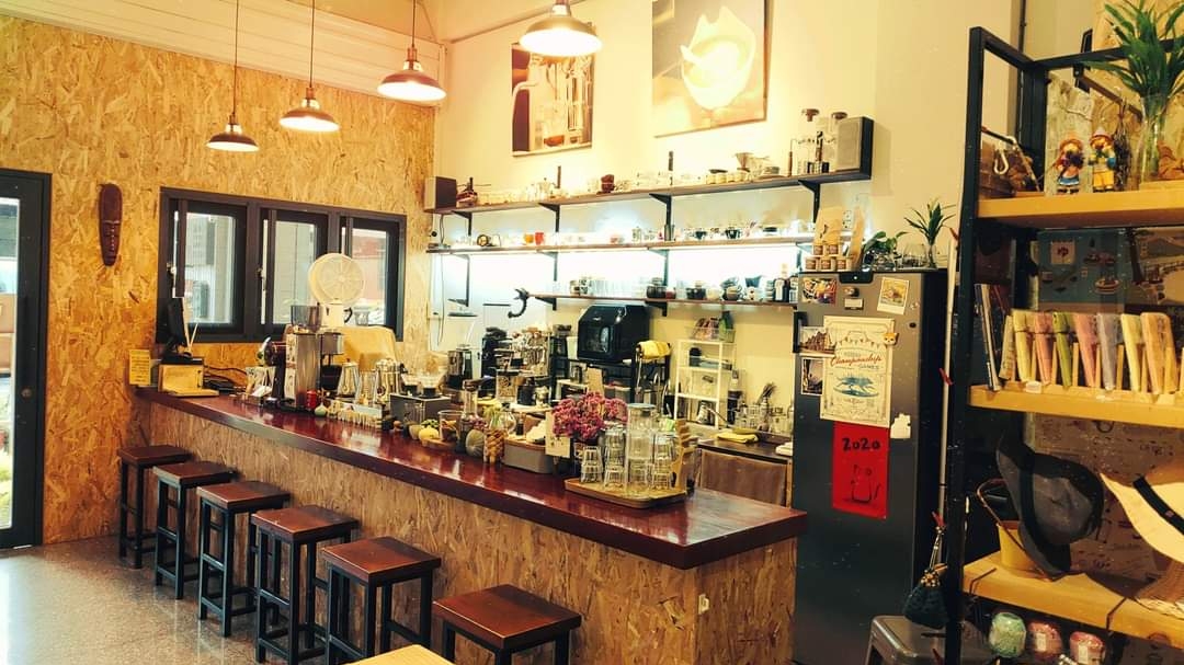 Bon Voyage Coffee 樂悠遊咖啡(只提供外帶和騎樓半戶外座位，路邊停車方便)