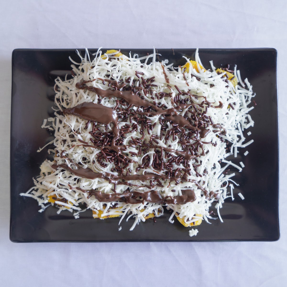 Elvano's Cafe & Photo Studio - 10