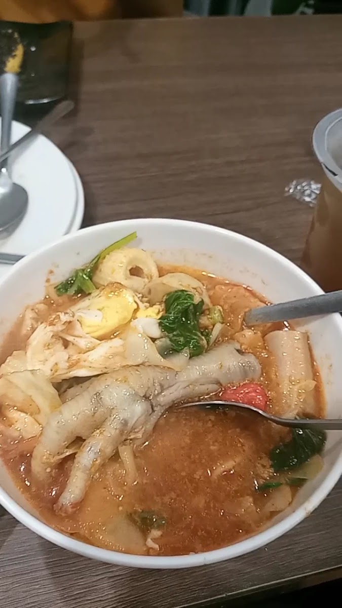 Elvano's Cafe & Photo Studio - 2