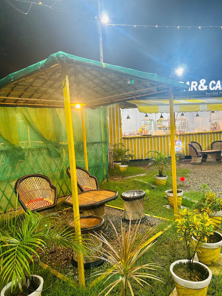 Smoothie bar & cafe - 3