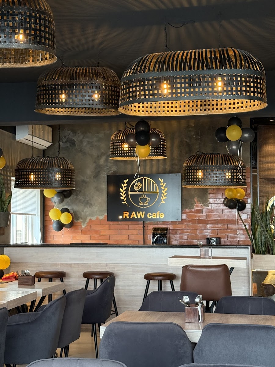.RAW Cafe