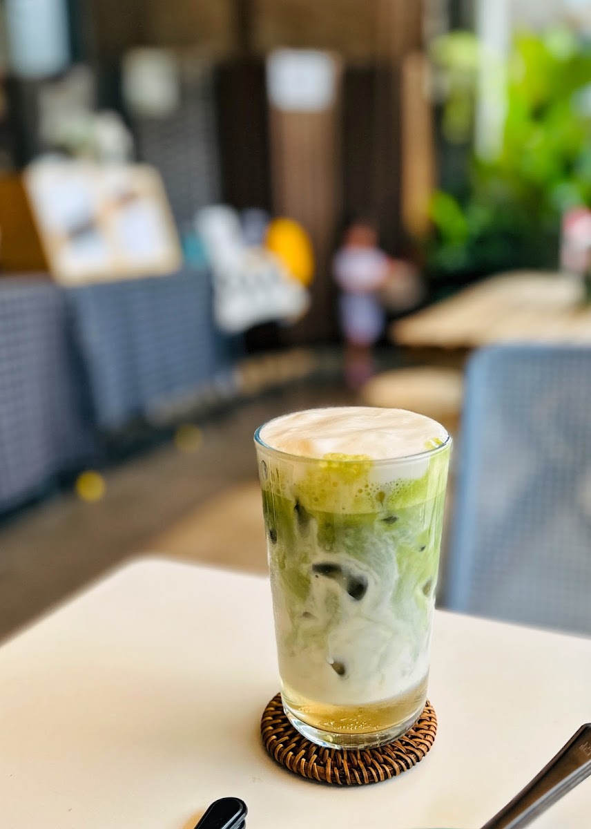 Aku Dia Dan Kopi - 10