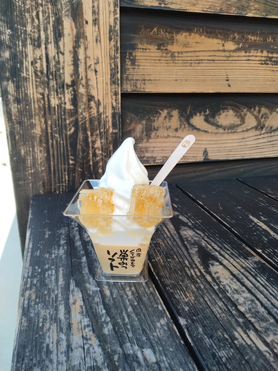 Mitsubachikobo Hananomichi Izumotaishaten - 6