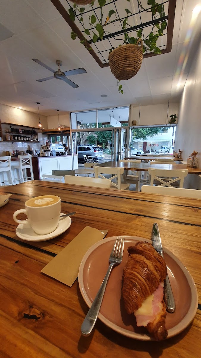 French Basket cafe Sawtell - 9