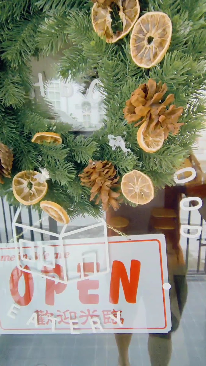 The Neighbourhood Eatery - 2