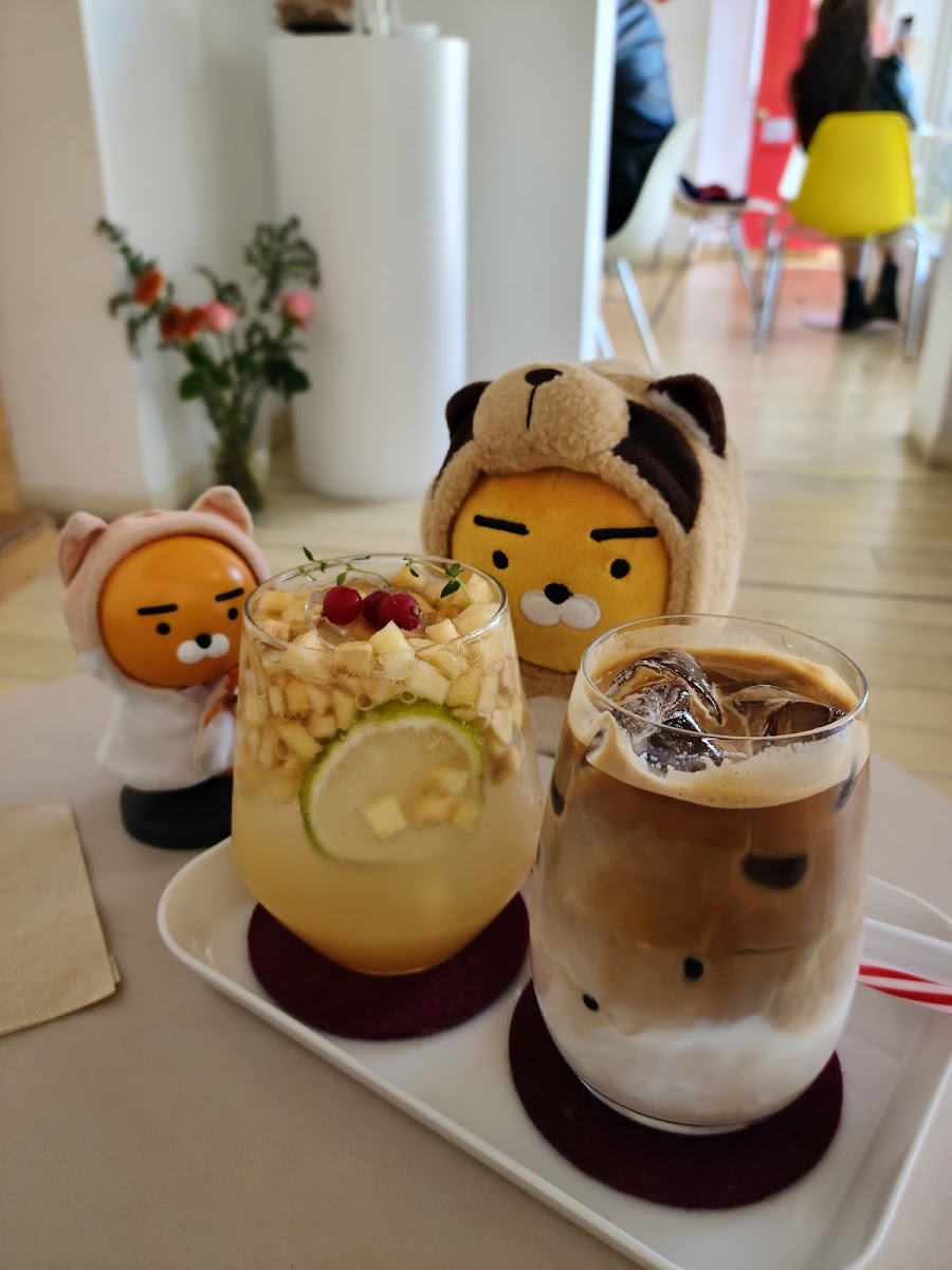 Cafe Skon - 6