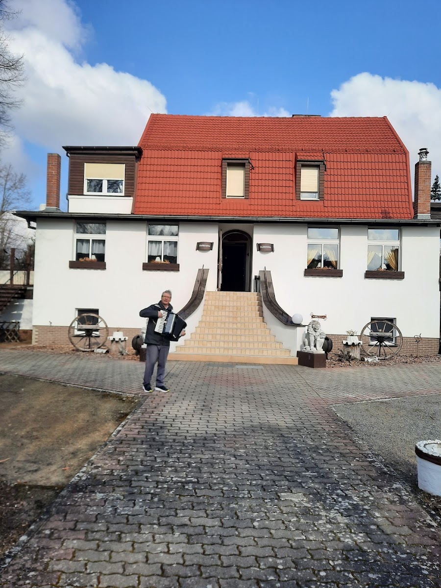 Cafe und Restaurant Waldfrieden - 4