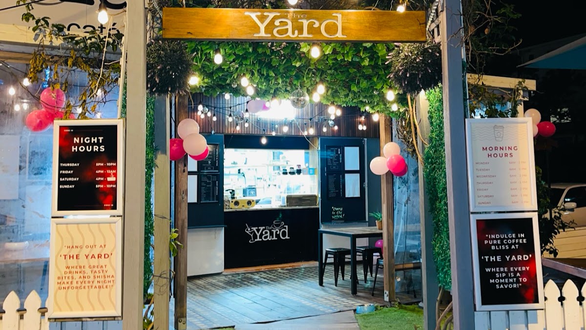 The Yard Cafe & Bar