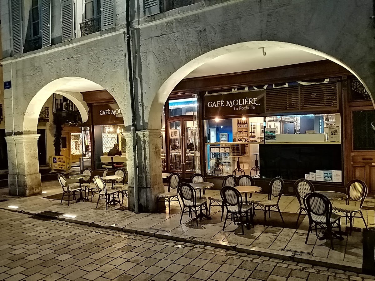 Le Cafe Moliere