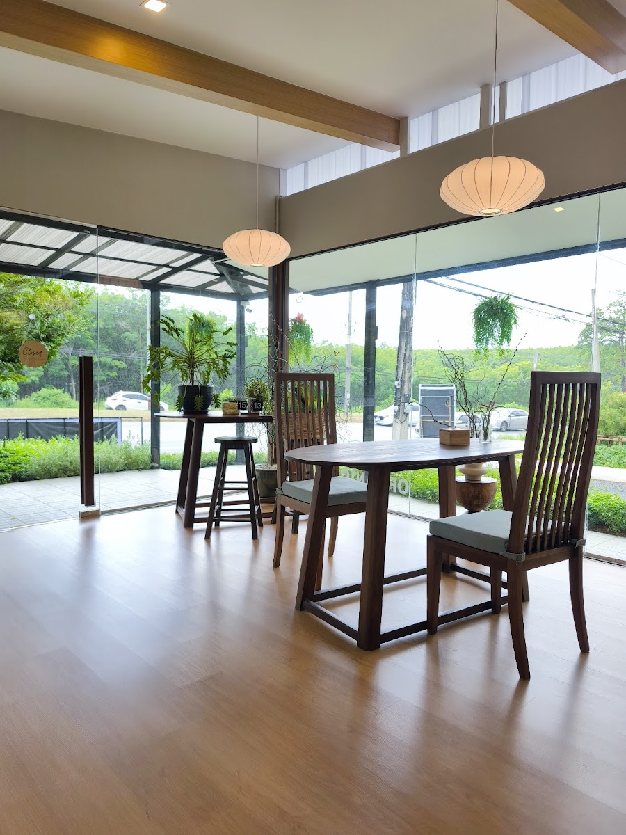 Harvest Eatery & Cafe by FARMily Organic (SOFT OPENING!)