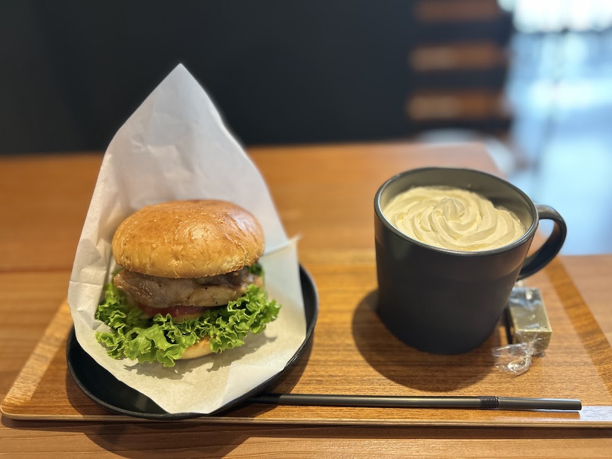 TSUITACHI COFFEE&TEA(ツイタチコーヒーアントティ) - 4