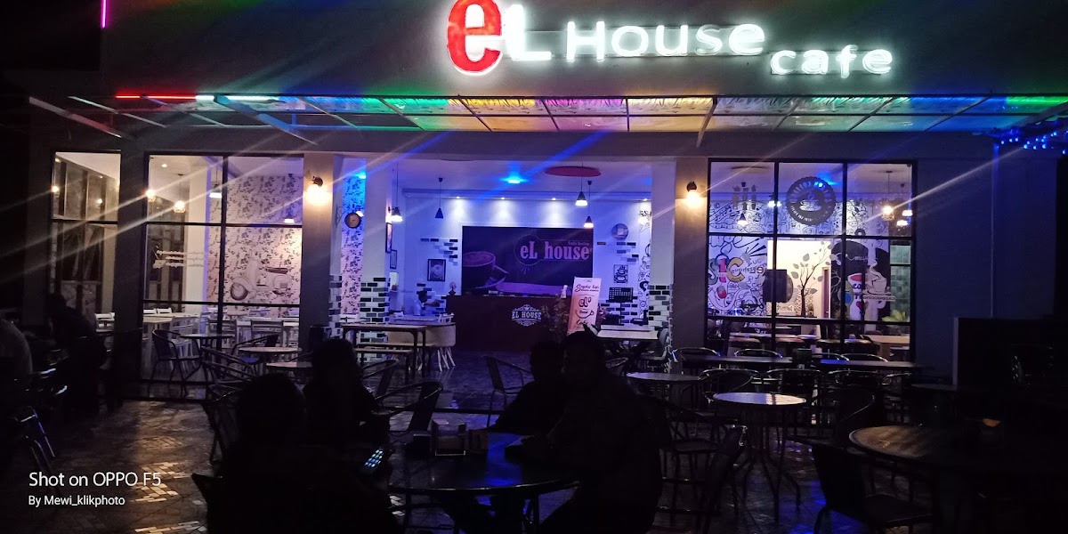 eL House cafe
