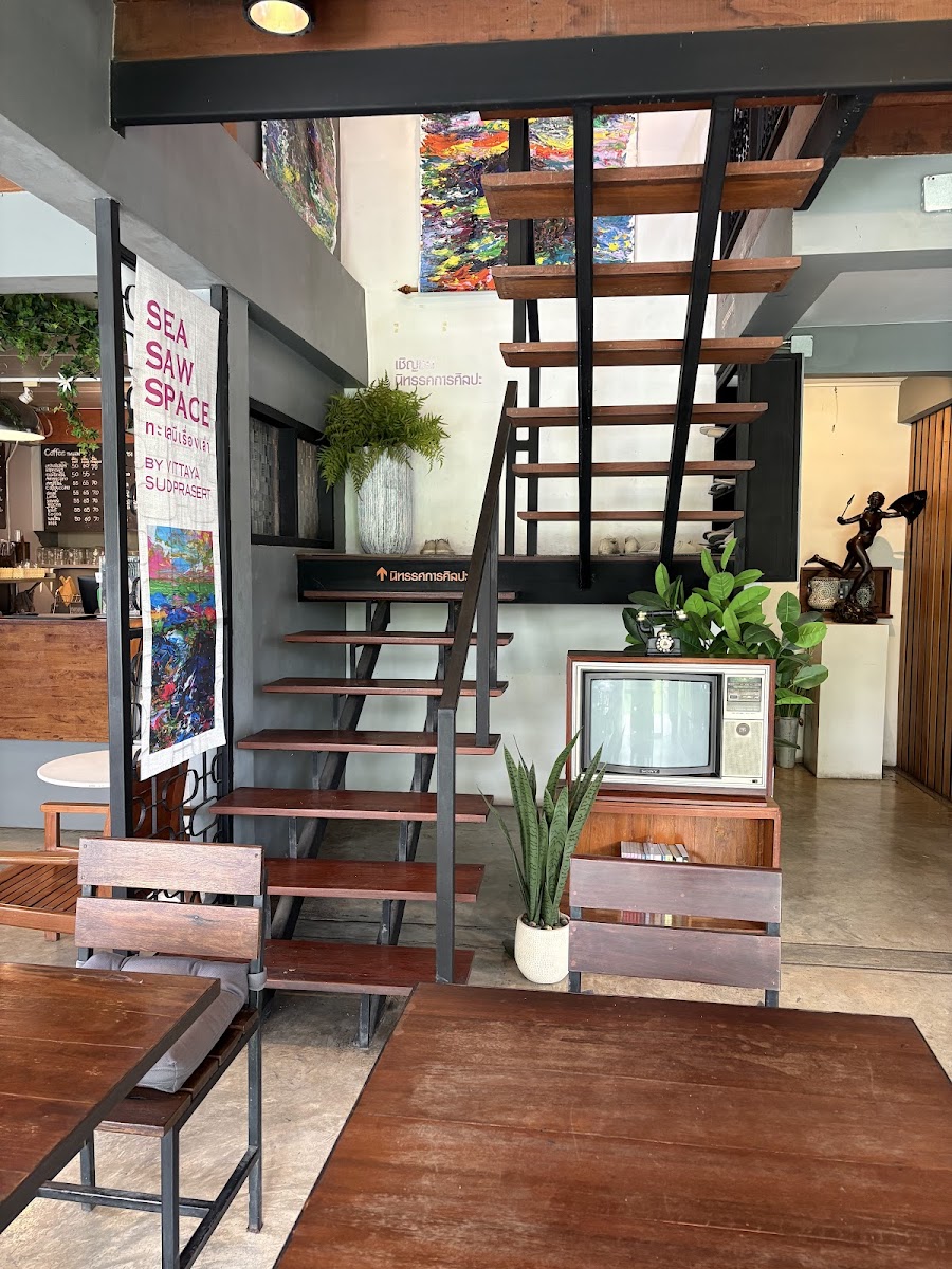 The Combine Cafe and Art Gallery