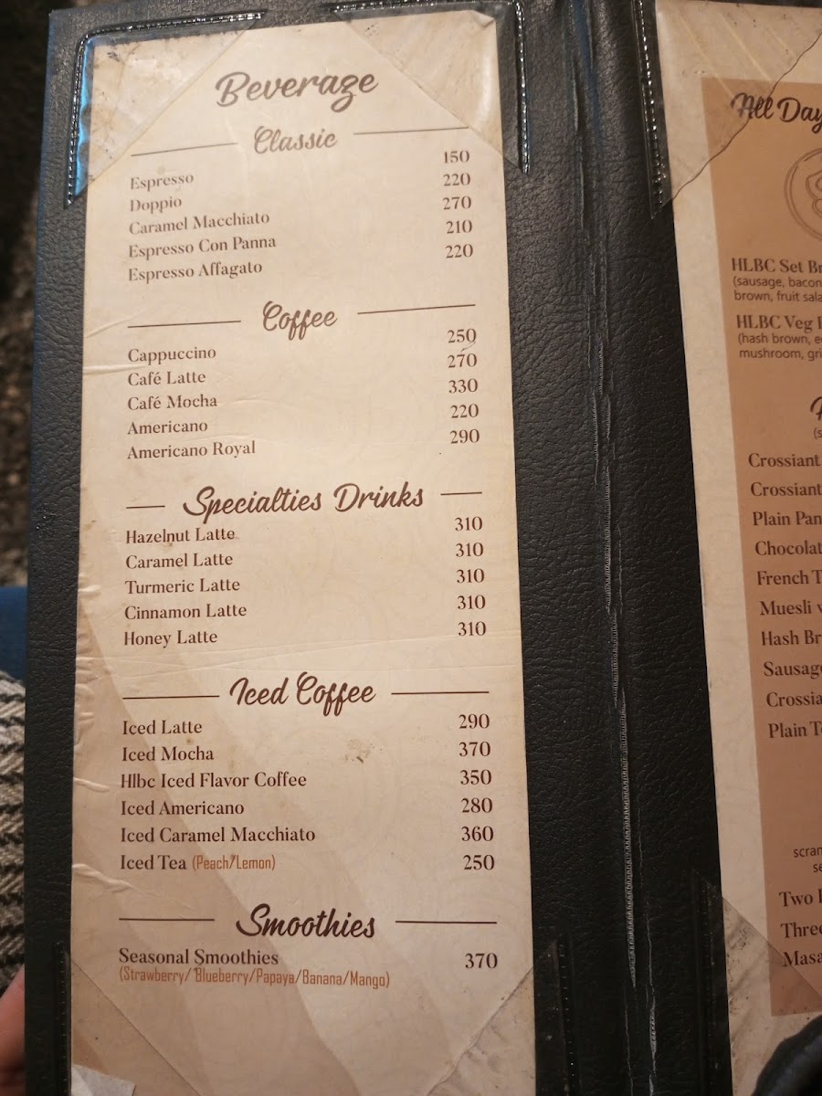 Golden Pine Cafe - 10