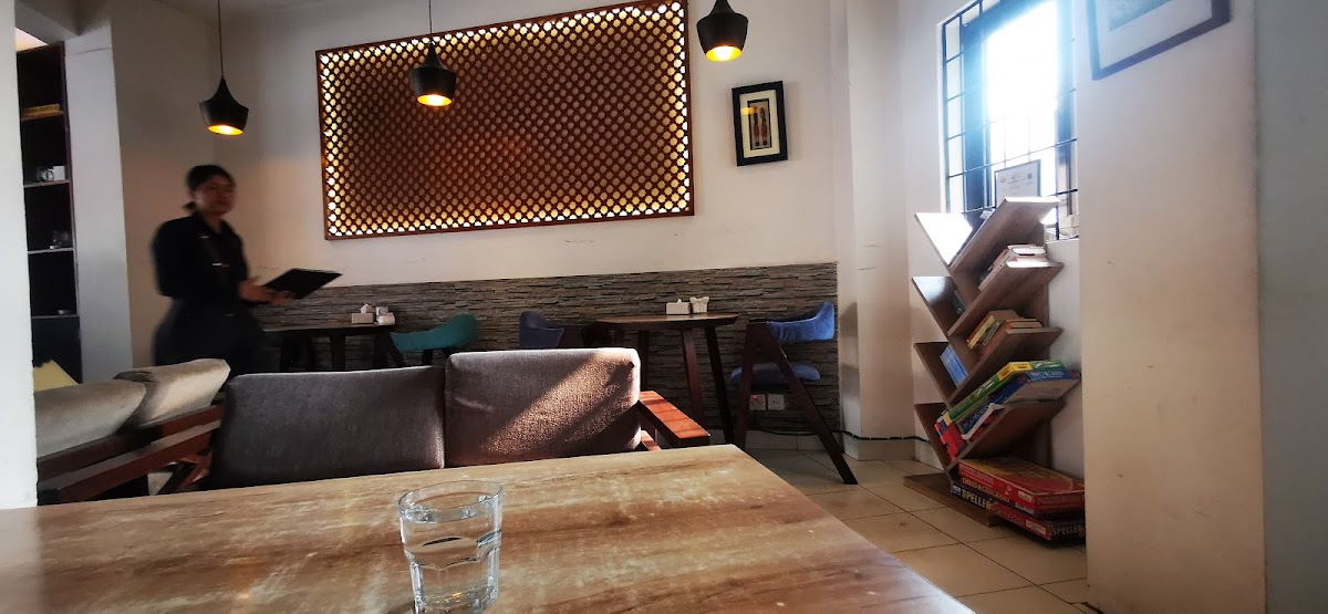 Golden Pine Cafe - 4