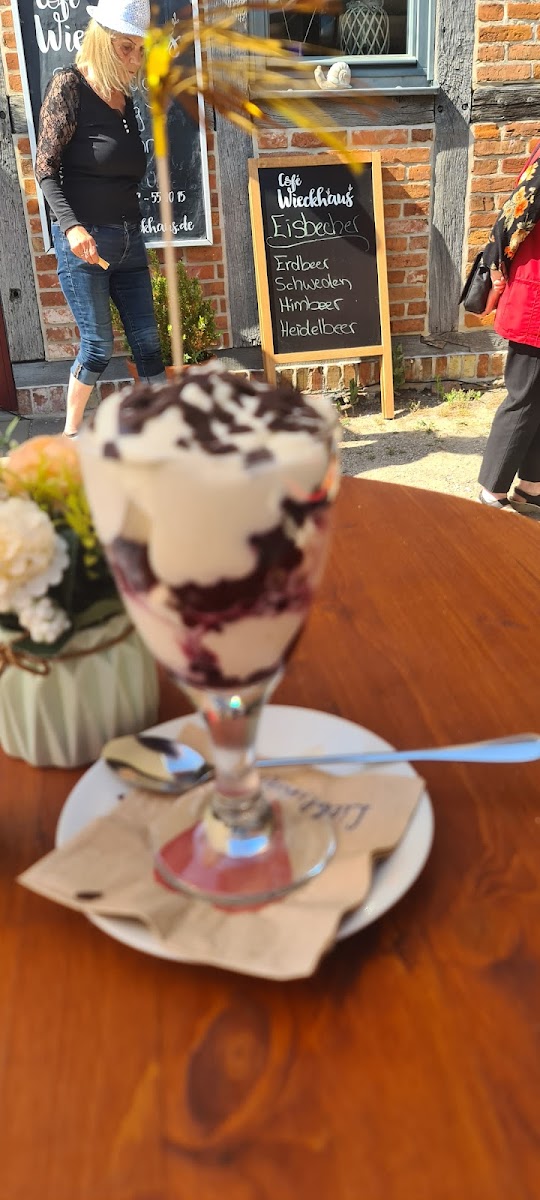 Cafe Wieckhaus - 6