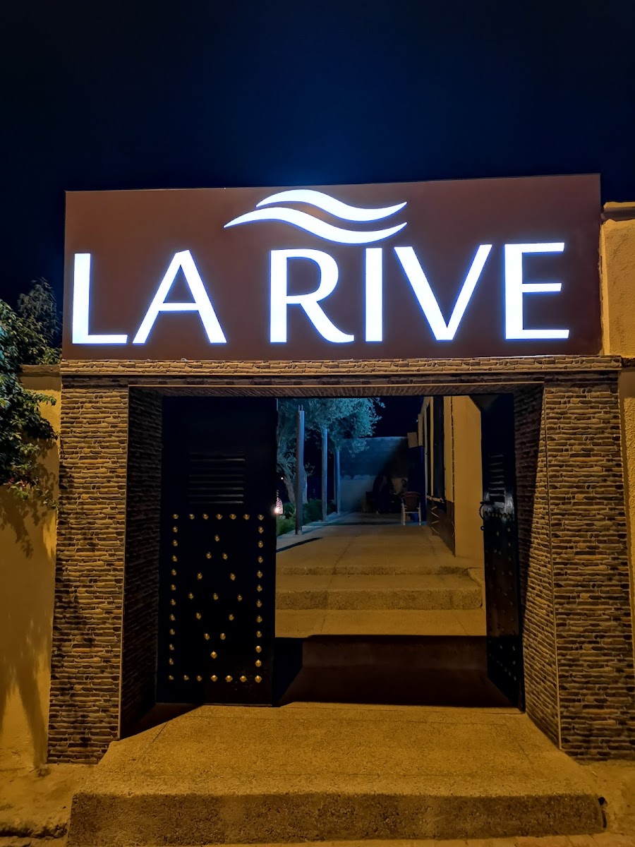 Café LA RIVE