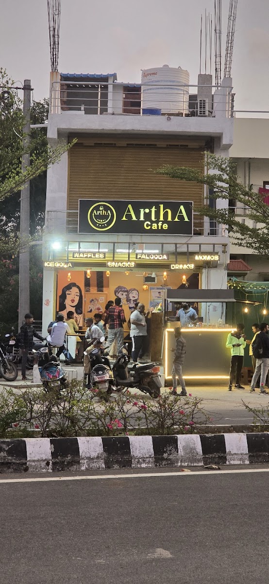 ArthA Cafe