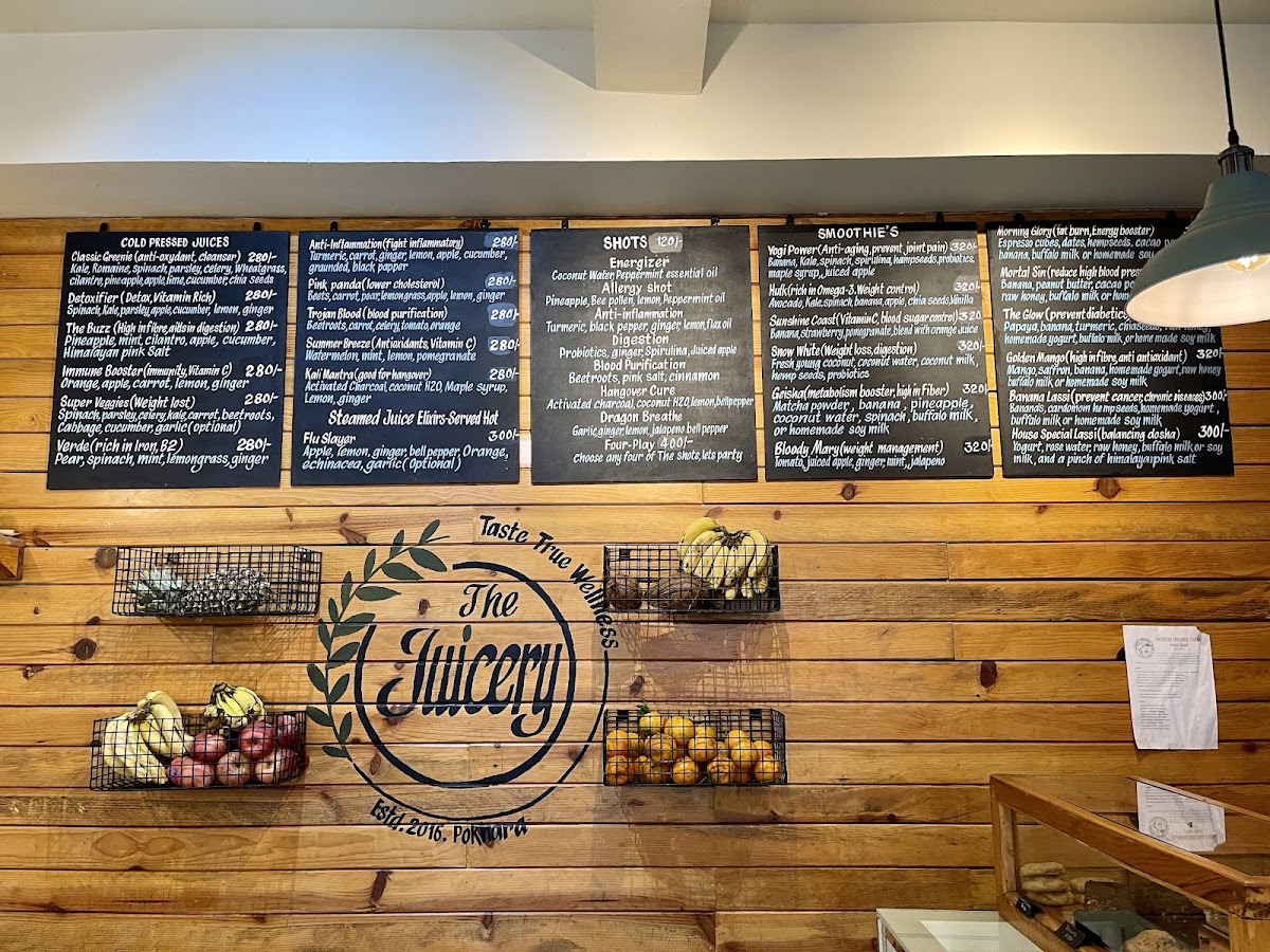 The Juicery Cafe - Lake Centre - 1