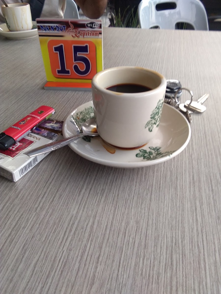 Family Cafe & Karaoke