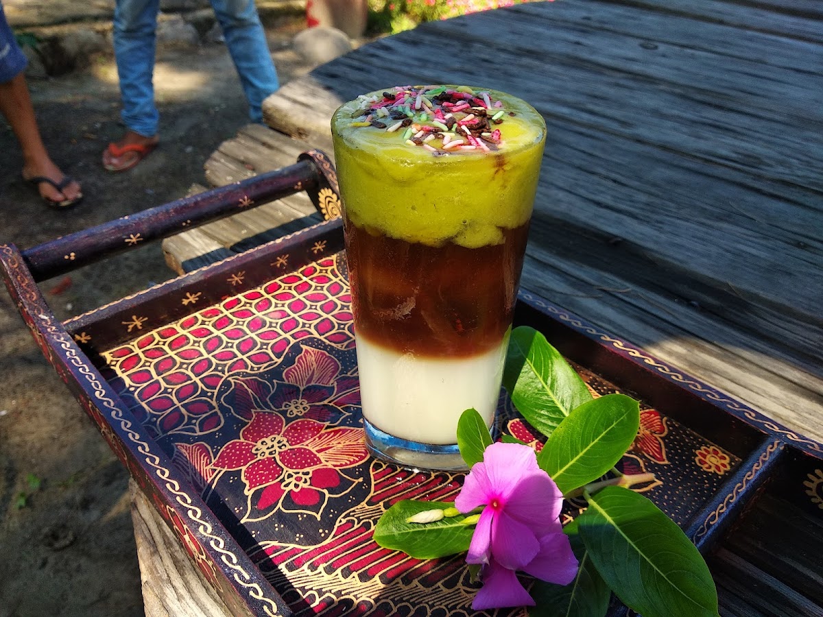 Republik Sle Coffee House & Distro Kaos Bengkulu