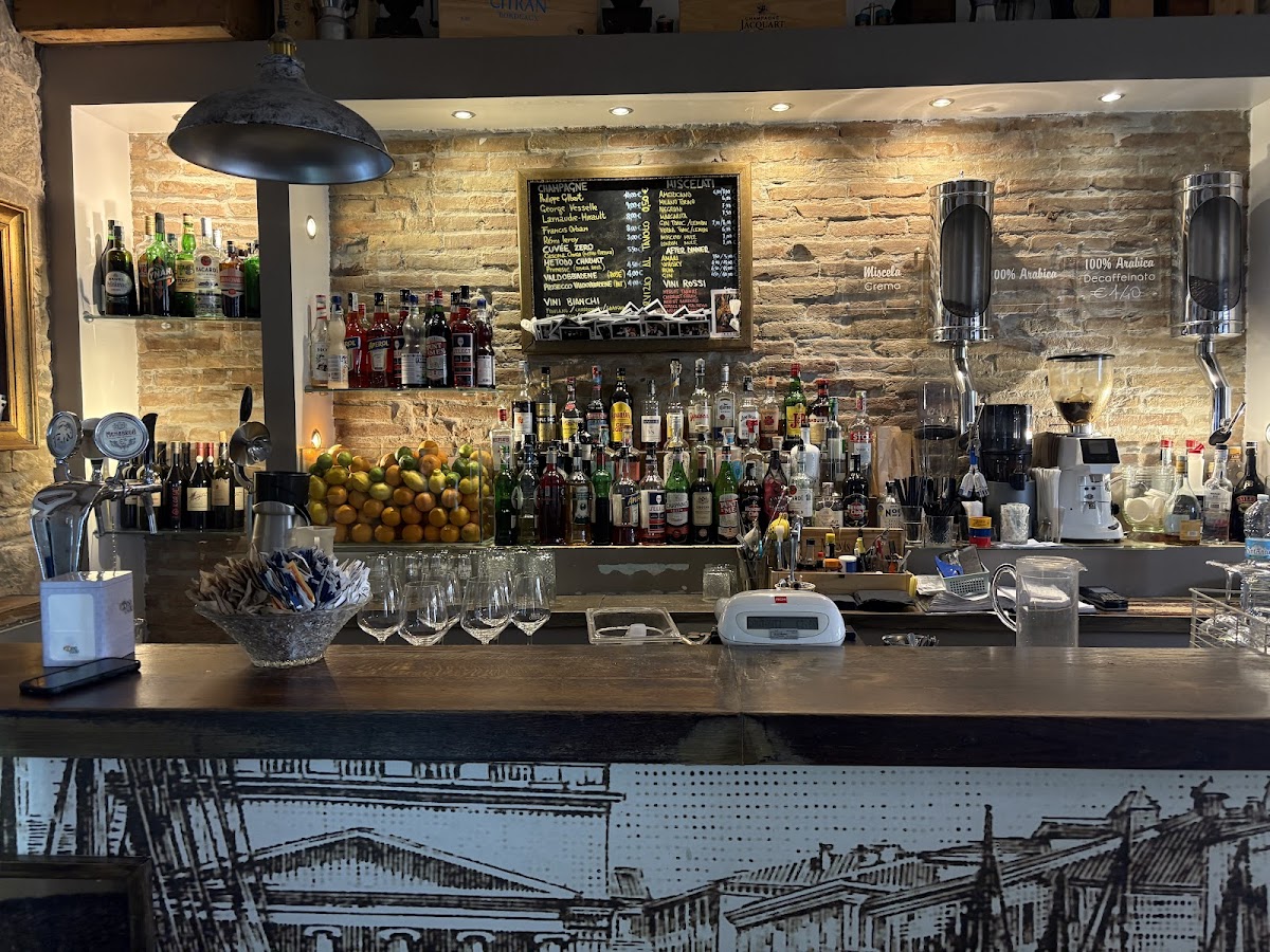 Caffè Antico Ponterosso - 4