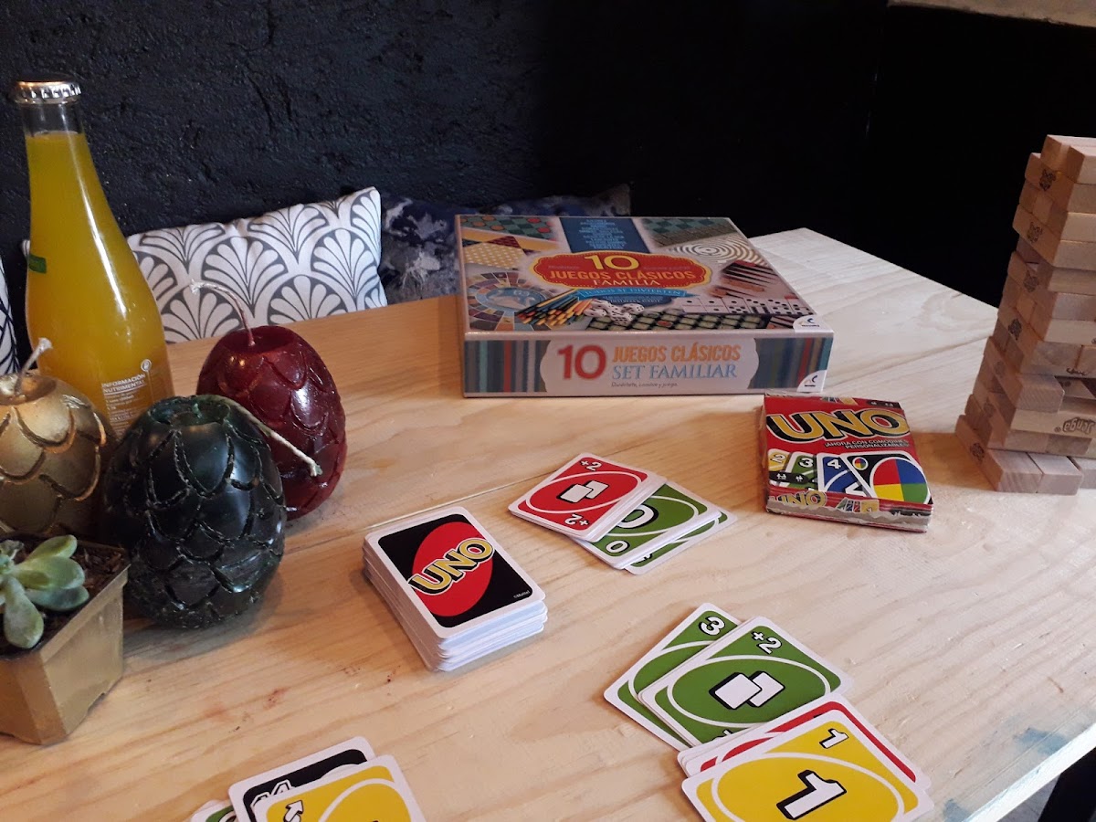 Lobo Negro Bistro & Café - 10