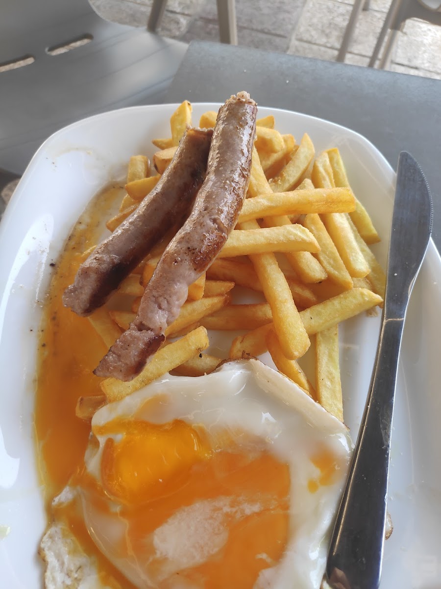 Madre Mia Cafeteria Cerveceria - 8