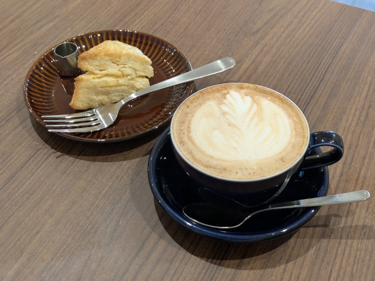 Cafe Bow (カフェ・ボウ) - 3