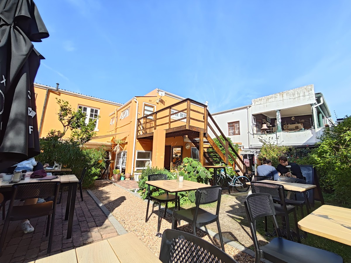 Zola's kitchen & deli