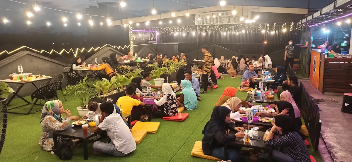 Konco Cafe & Playground