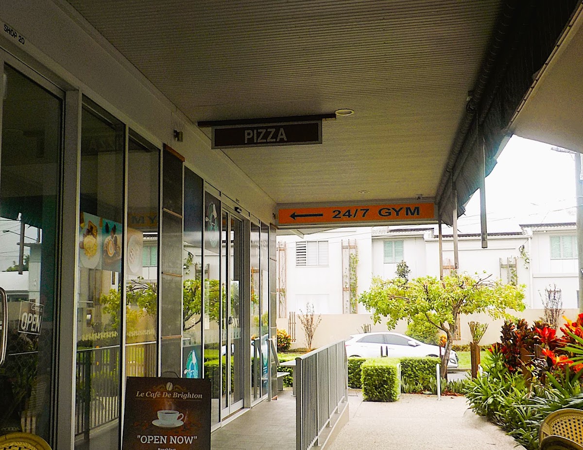 Le Cafe De Brighton