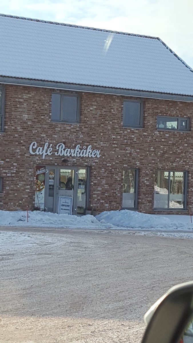Cafe Barkaker