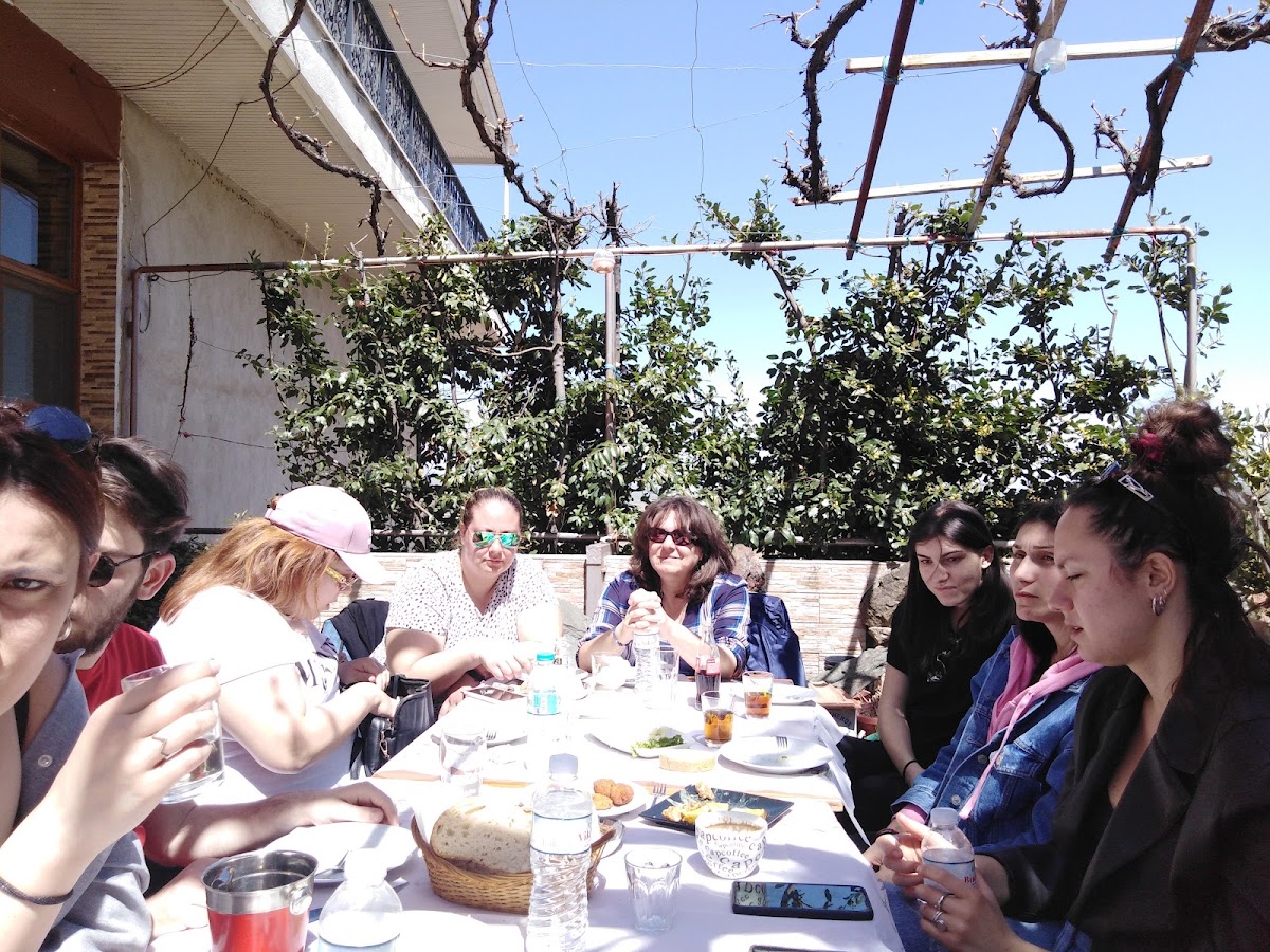 kafe ouzeri TSAKALOS