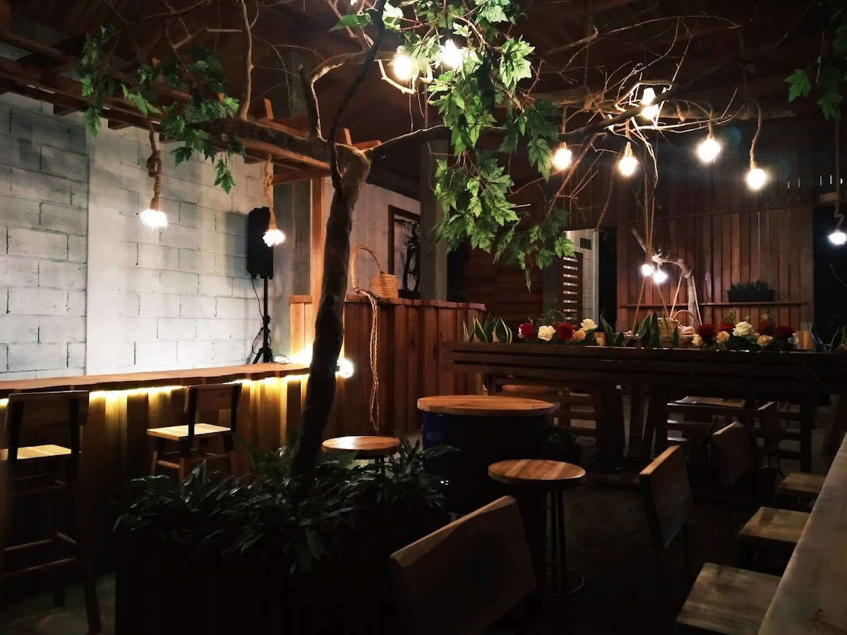 Sarlok Homes Cafe & Resto