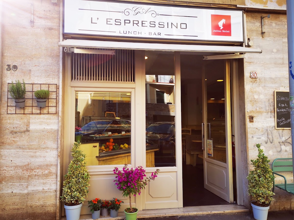 L'ESPRESSINO Lunch Bar