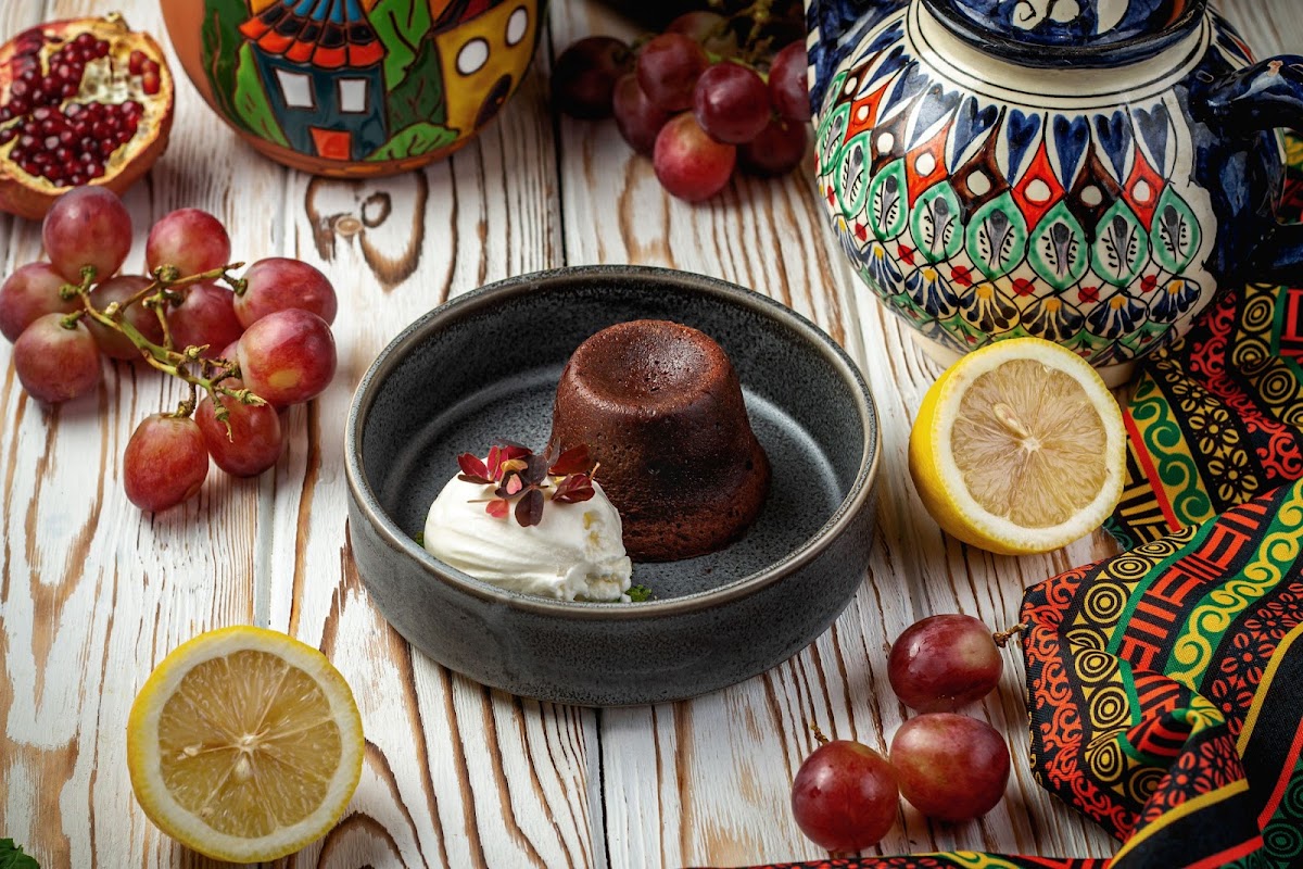 Tut Kharcho Bol'shoy - 10