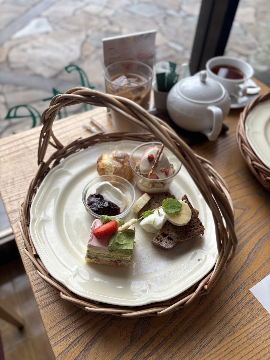 Afternoon Tea TEAROOM Izutsuya Kokura Restaurant - 5