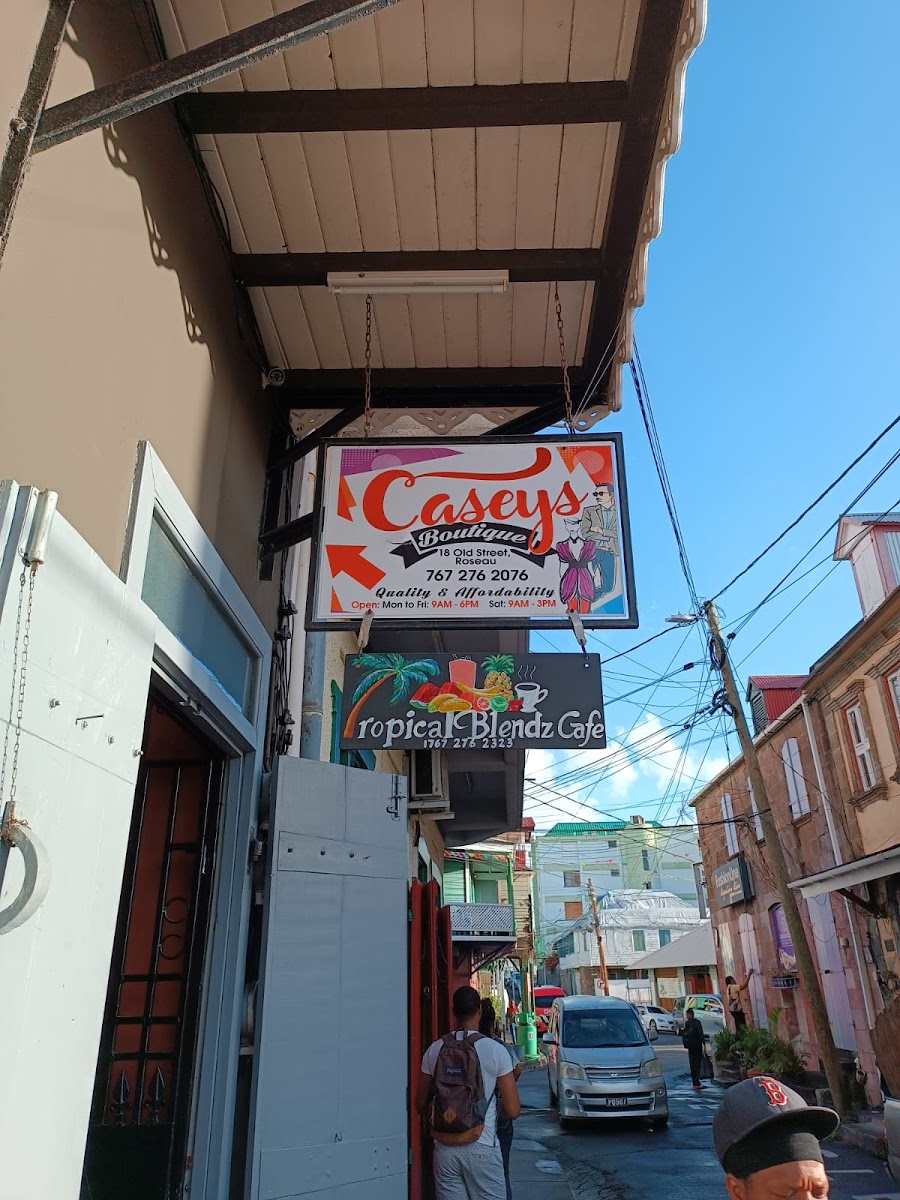 Tropical Blendz Cafe